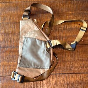 Dsptch Unit Vertical Pouch